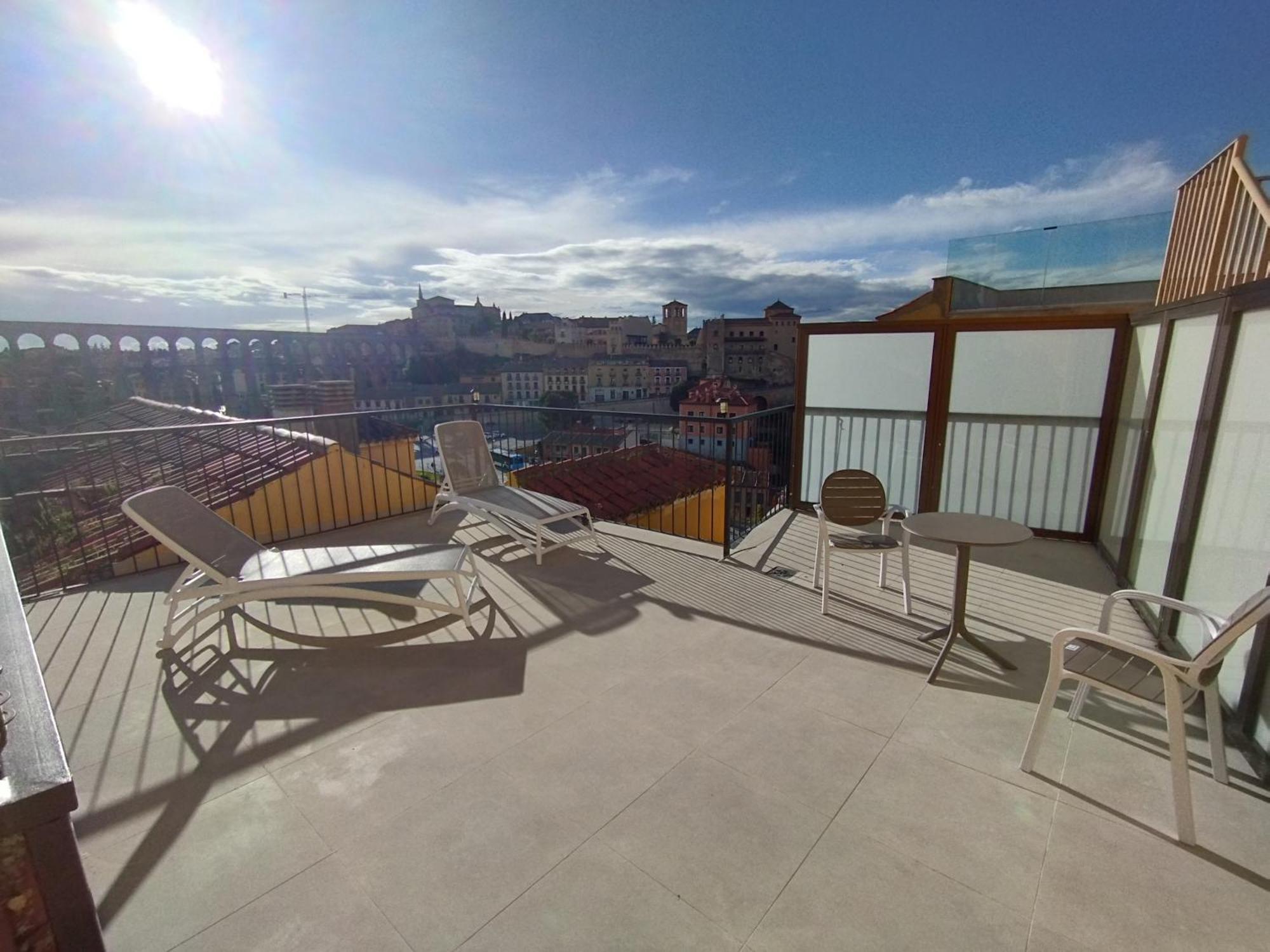 Hotel Ele Acueducto Segovia Exterior photo