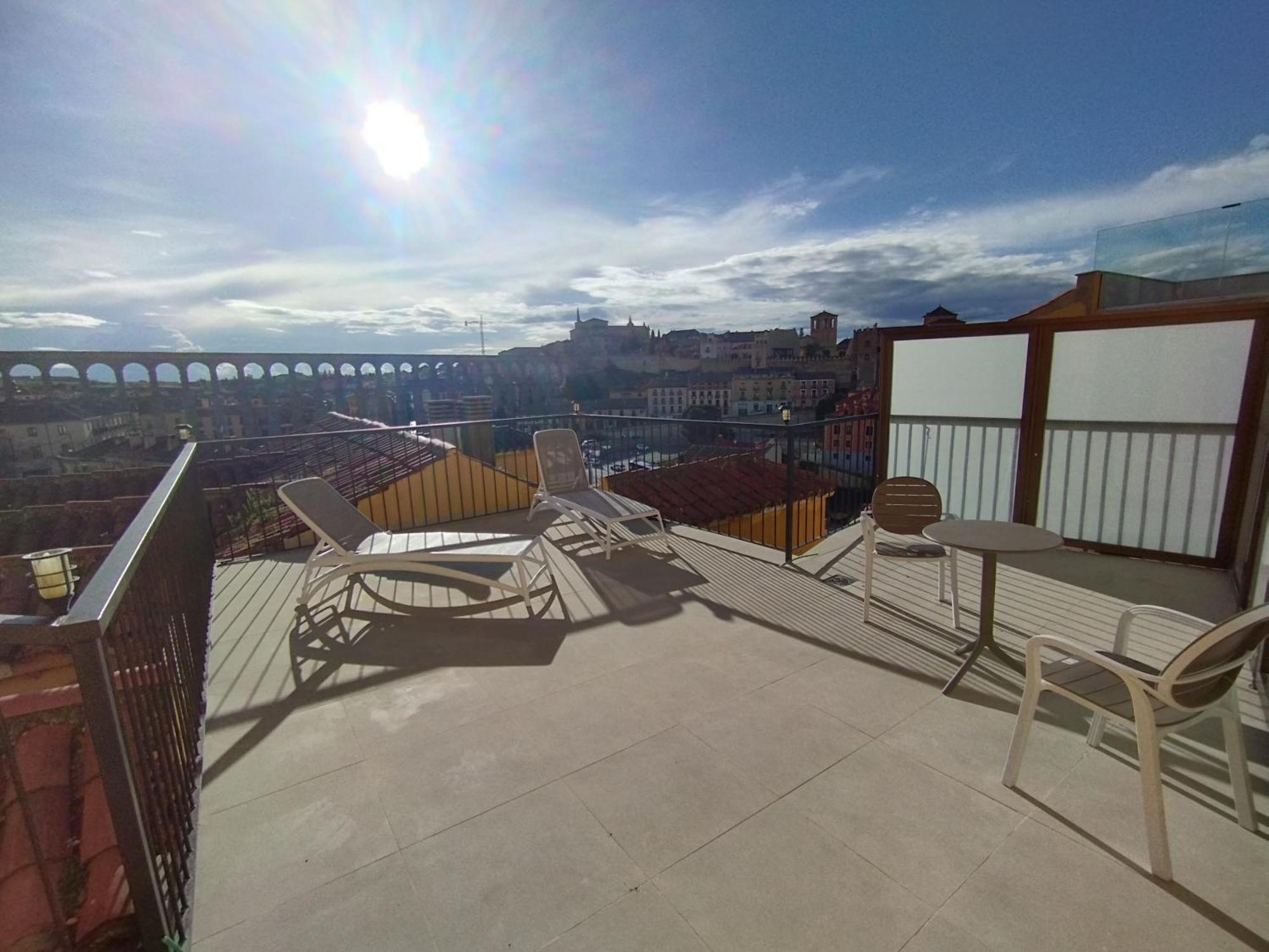 Hotel Ele Acueducto Segovia Exterior photo